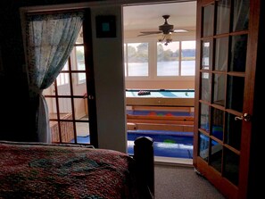 6 Schlafzimmer, Bügeleisen/Bügelbrett, Reisekinderbett, kostenloses WLAN