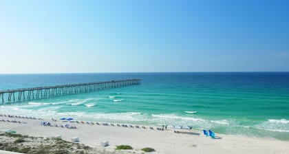 Absolute Golffront, herrliche Aussicht, Balkon, Pool, Grill, gratis WiFi, Parkplatz, Kabel