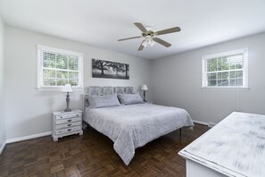 3 habitaciones, tabla de planchar con plancha y wifi gratis 