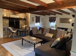 Smart TV, fireplace, books - Country farmhouse !!! (Sinking Spring)