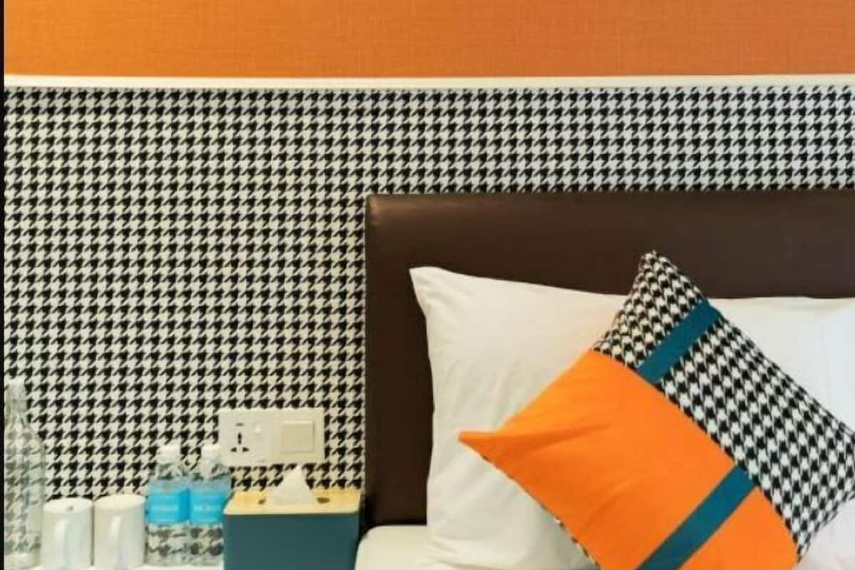 Blackout curtains, iron/ironing board, free WiFi, bed sheets