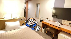 Desk, laptop workspace, blackout drapes, soundproofing - Sabae Dai-ichi Hotel (Sabae)