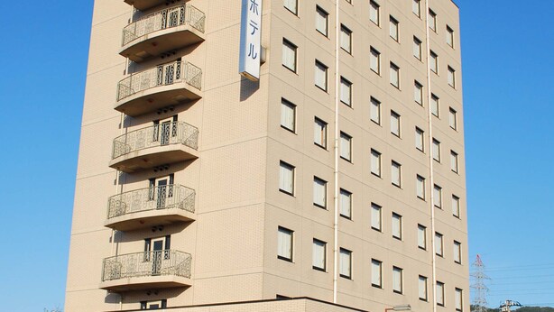 A multi-story hotel with a sign indicating it is the first hotel in the area. - Sabae Dai-ichi Hotel (Sabae)