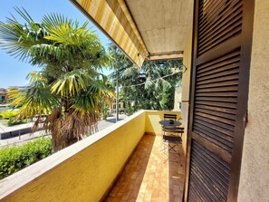 Habitación Confort, 1 cama matrimonial | Terraza o patio