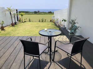 Terrace/patio - Ocean Villa Honey (Miyakojima)