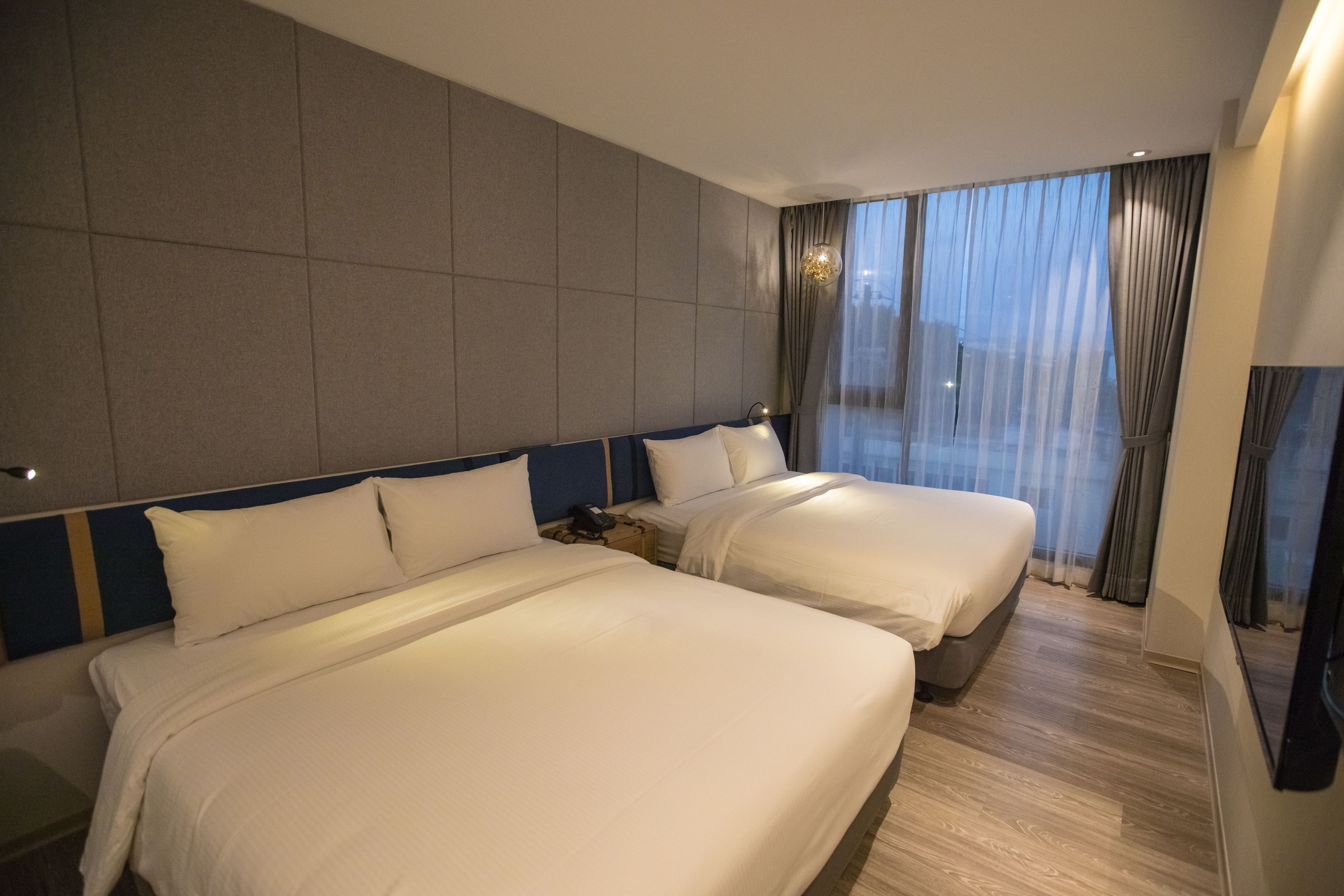 standard quadruple room, 2 double beds, concierge service | premium bedding, desk, blackout curtains, soundproofing