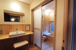 Badewanne und Dusche (separat), Komfortbadewanne