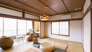 Chambre Tradition, non-fumeurs (Standard Japanese Style) | Couette en duvet d'oie, coffres-forts dans les chambres