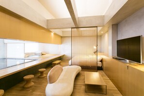 傳統客房 (Japanese/Western Style-SUZUKAKE) | 羽絨被、客房內保險箱、獨特裝潢、布置獨特