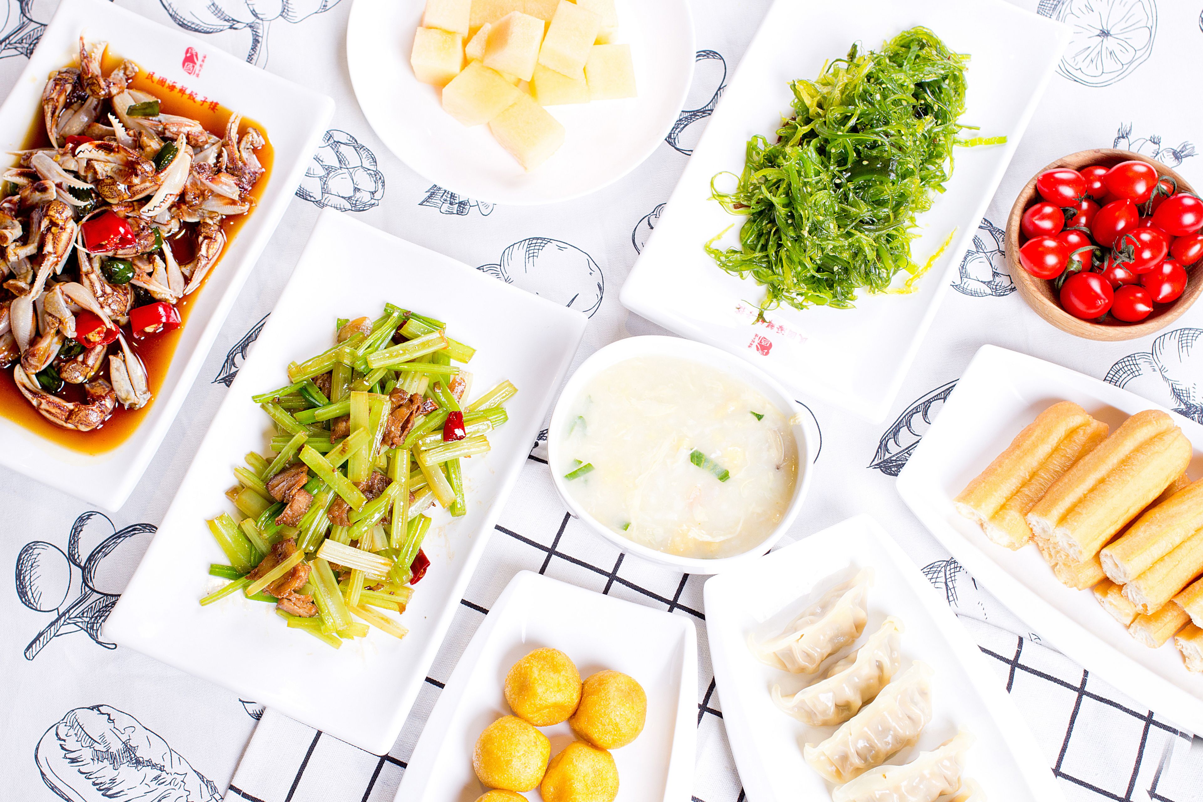 daily buffet breakfast (cny 38 per person)