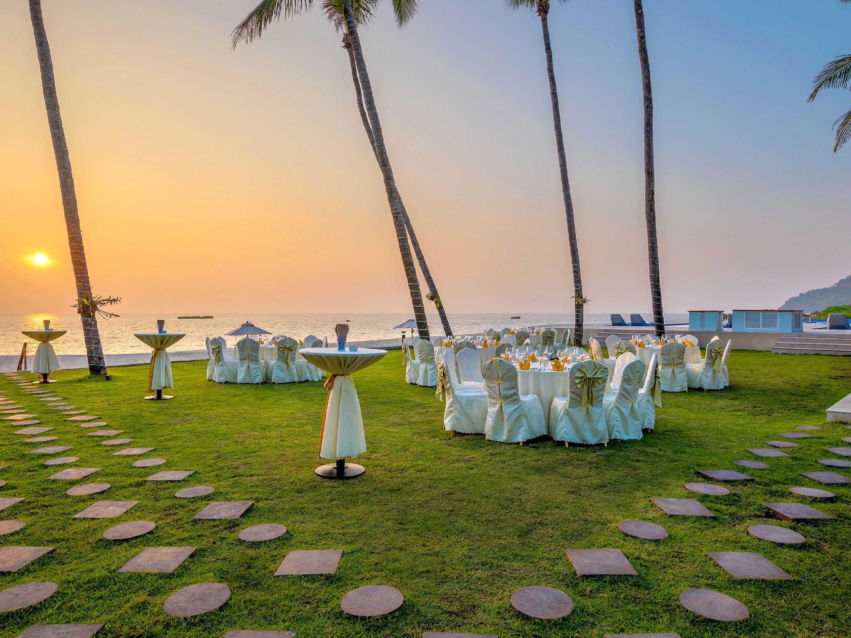 outdoor banquet area