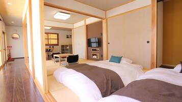 Private Vacation Home | In-room safe, free WiFi, bed sheets