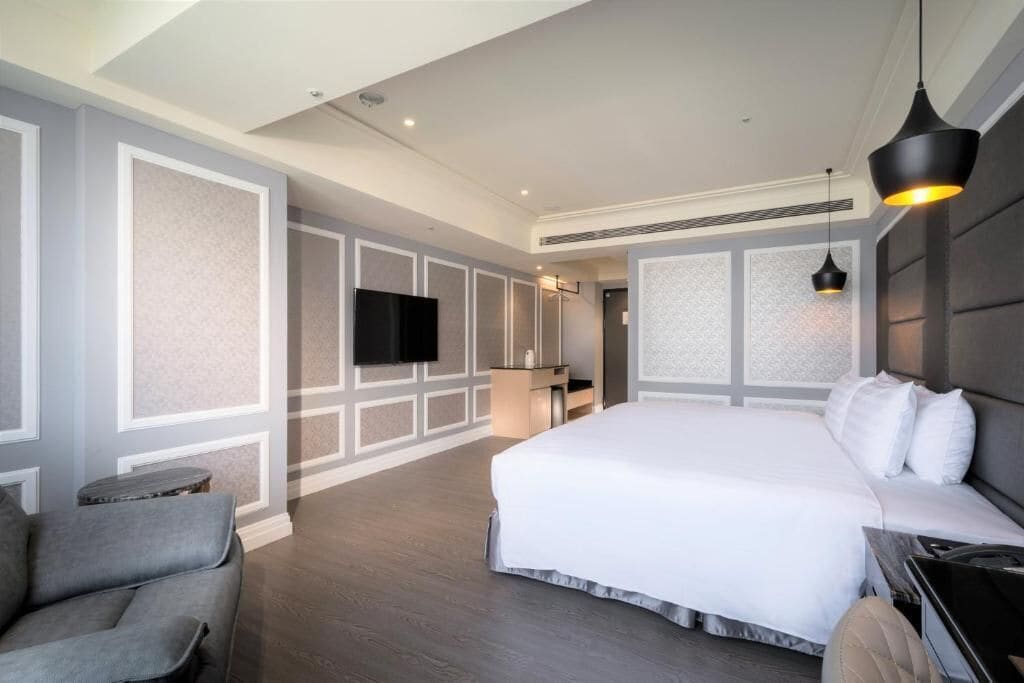 in-room safe, desk, blackout curtains, soundproofing