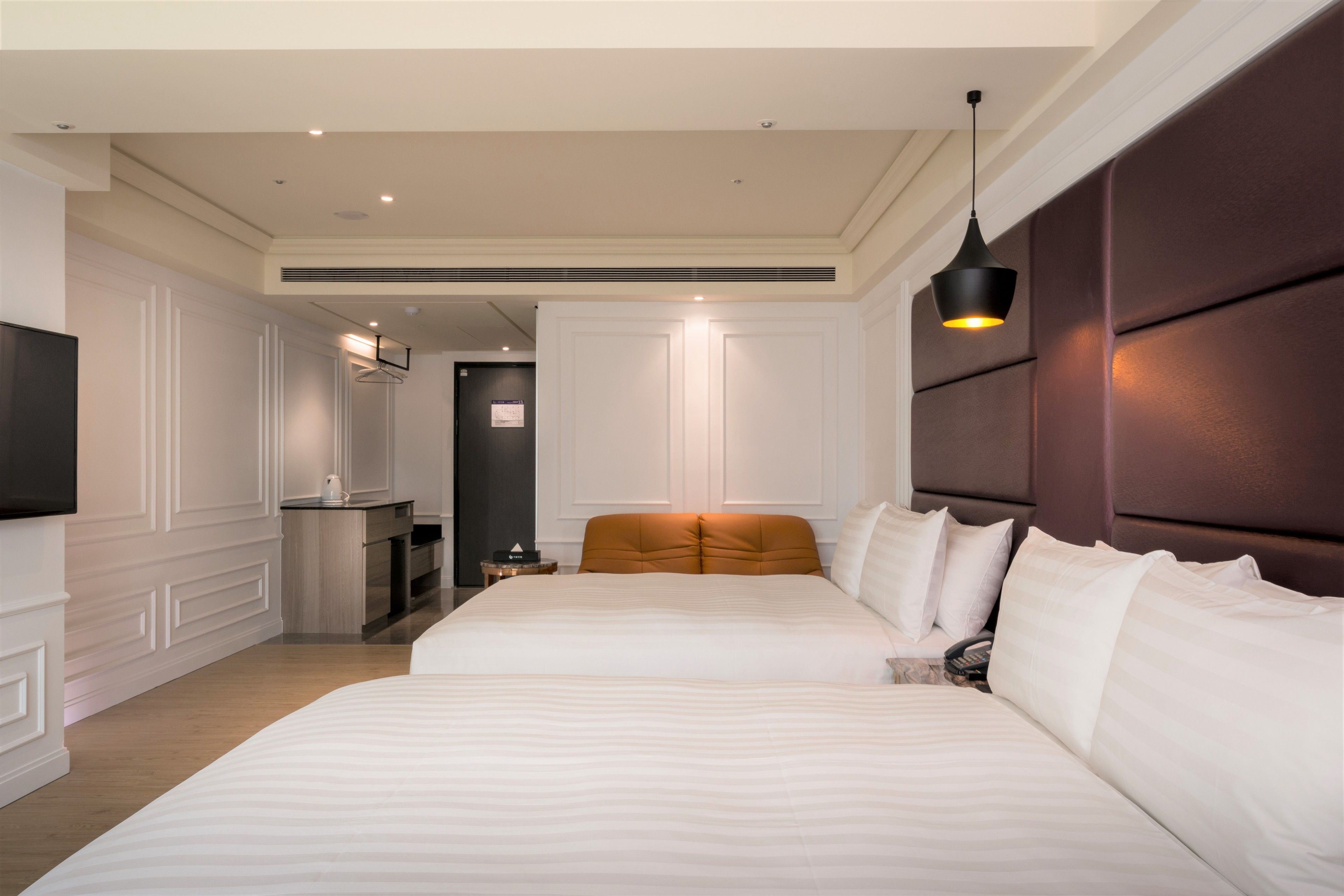 deluxe quadruple room, 2 double beds, bathtub, tower | in-room safe, desk, blackout curtains, soundproofing