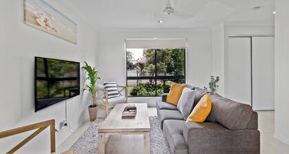 Beach Breeze Holiday Home