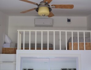 Suite Studio Exécutive, 1 très grand lit, non-fumeur, vue piscine