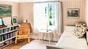 3 soverom og reiseseng for barn
