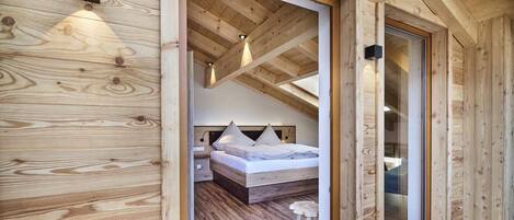 1 chambre, fer et planche à repasser, accès Internet, draps fournis