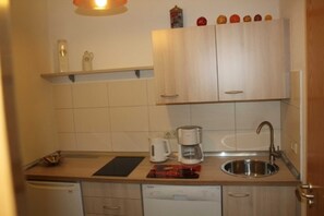 Refrigerador, microondas y lavavajillas