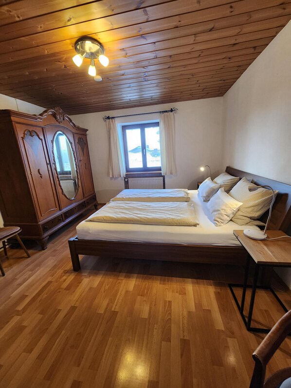 1 bedroom, Internet, bed sheets