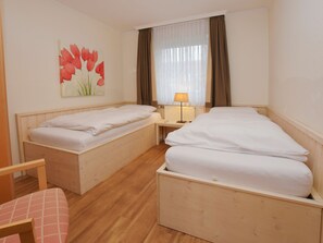 صورة غير مصنفة، 5 من 15، زرّ