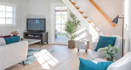 Amazing home in Fågelmara with WiFi