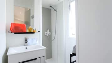 Casa de campo Premium, 2 habitaciones | Baño | Ducha