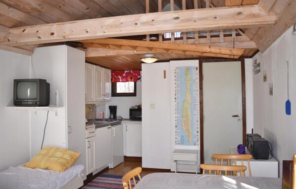 3 bedrooms, WiFi