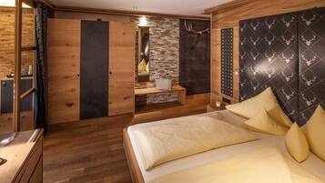 1 Schlafzimmer, Zimmersafe, Schreibtisch, WLAN