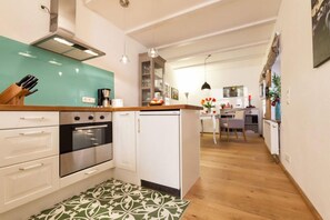 Apartment, 2 Bedrooms (incl. 48€ cleaning fee) | Private kitchen