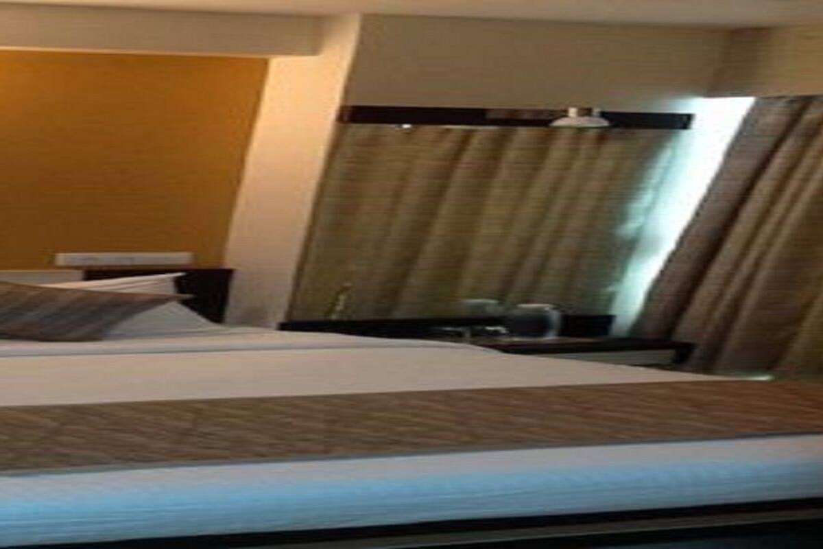 1 bedroom, iron/ironing board, free WiFi