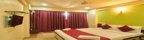 1 bedroom, iron/ironing board, free WiFi