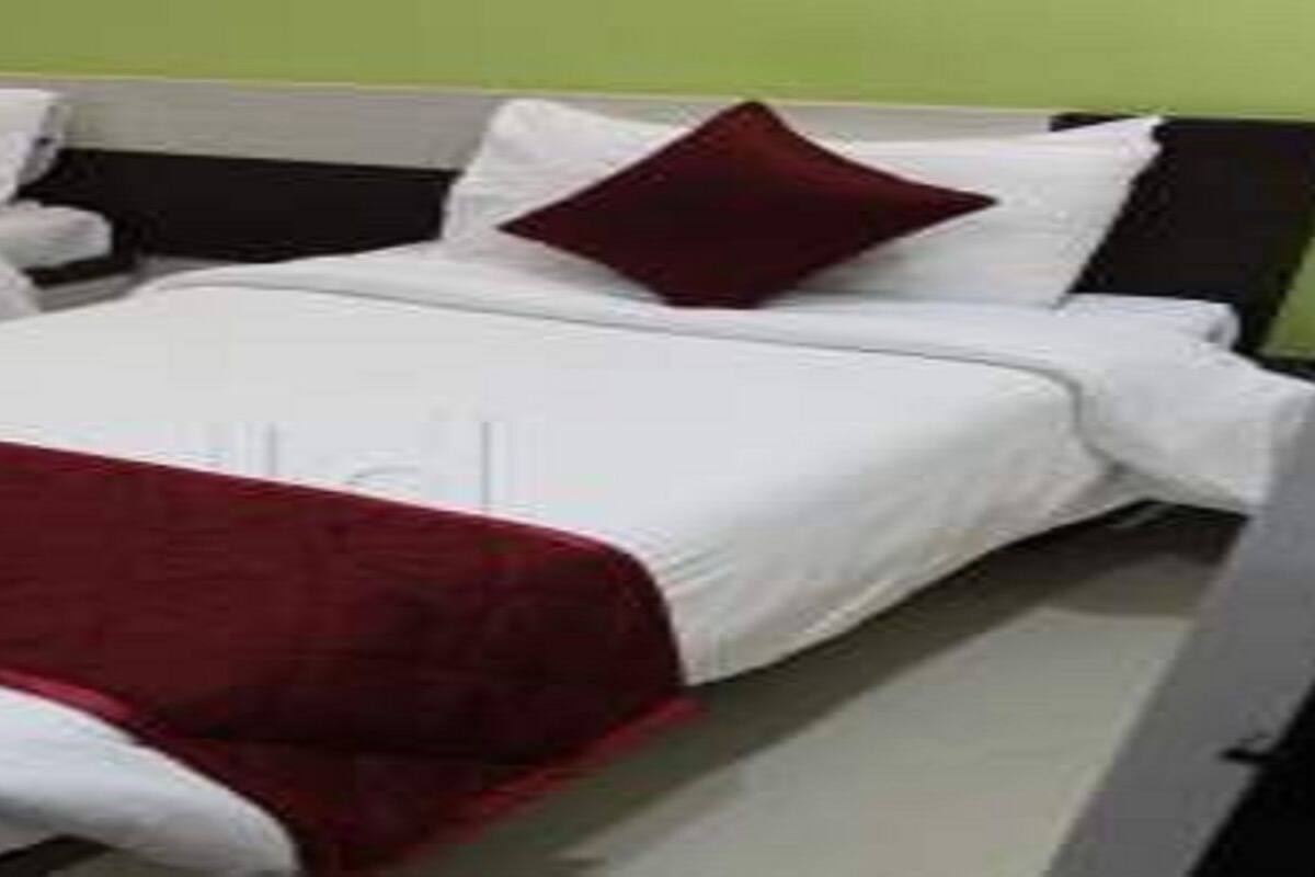 1 bedroom, iron/ironing board, free WiFi