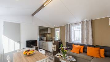 Premium Cottage, 2 Bedrooms | 2 bedrooms, individually decorated, individually furnished