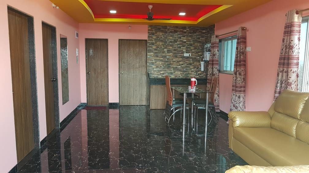 2 Bedroom Suite | Desk