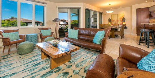 Exquisite Spacious Wailea Beach Villas H102