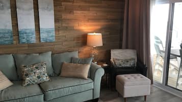 Een smart-tv, videogames, een dvd-speler en boeken