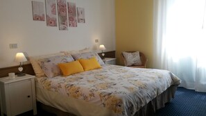 Triple Room | Free WiFi, bed sheets - Albergo al Sole Zoldo Alto (Val di Zoldo)