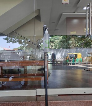 Mostrador para check-in y check-out