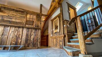 Suite Supérieure, salle de bains attenante, vue montagne (Toit et moi )