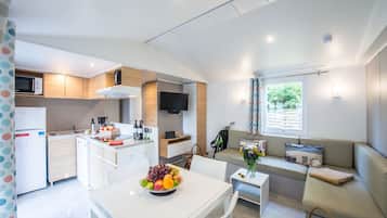 Casa de campo Premium, 3 habitaciones, 2 baños | Cocina privada | Refrigerador, microondas, parrilla de estufa y lavavajillas