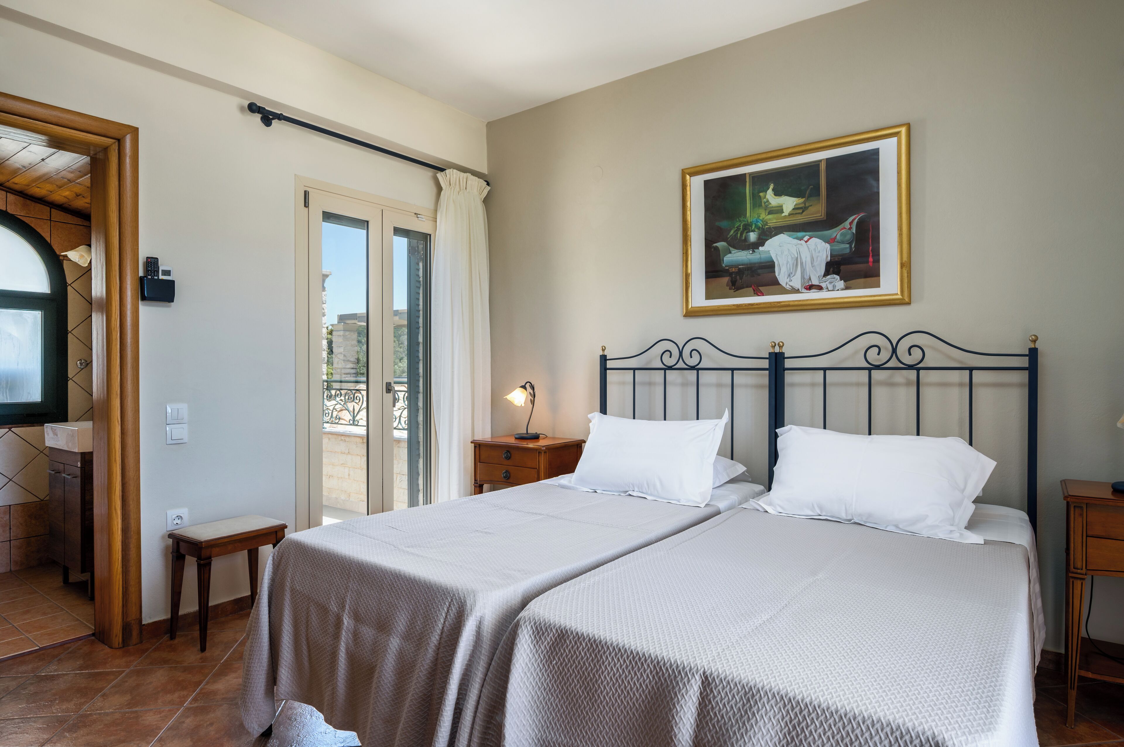 Villa de lujo, 2 habitaciones, vista al jardín (Helios) | Caja de seguridad en la habitación y decoración personalizada 