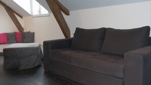 Sistema de insonorización, tabla de planchar con plancha y wifi gratis 