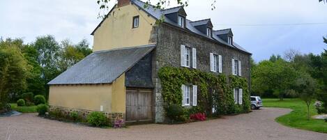 Entrada de la propiedad