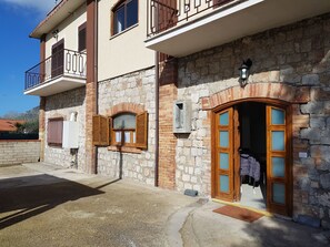 Entrée de l’hébergement