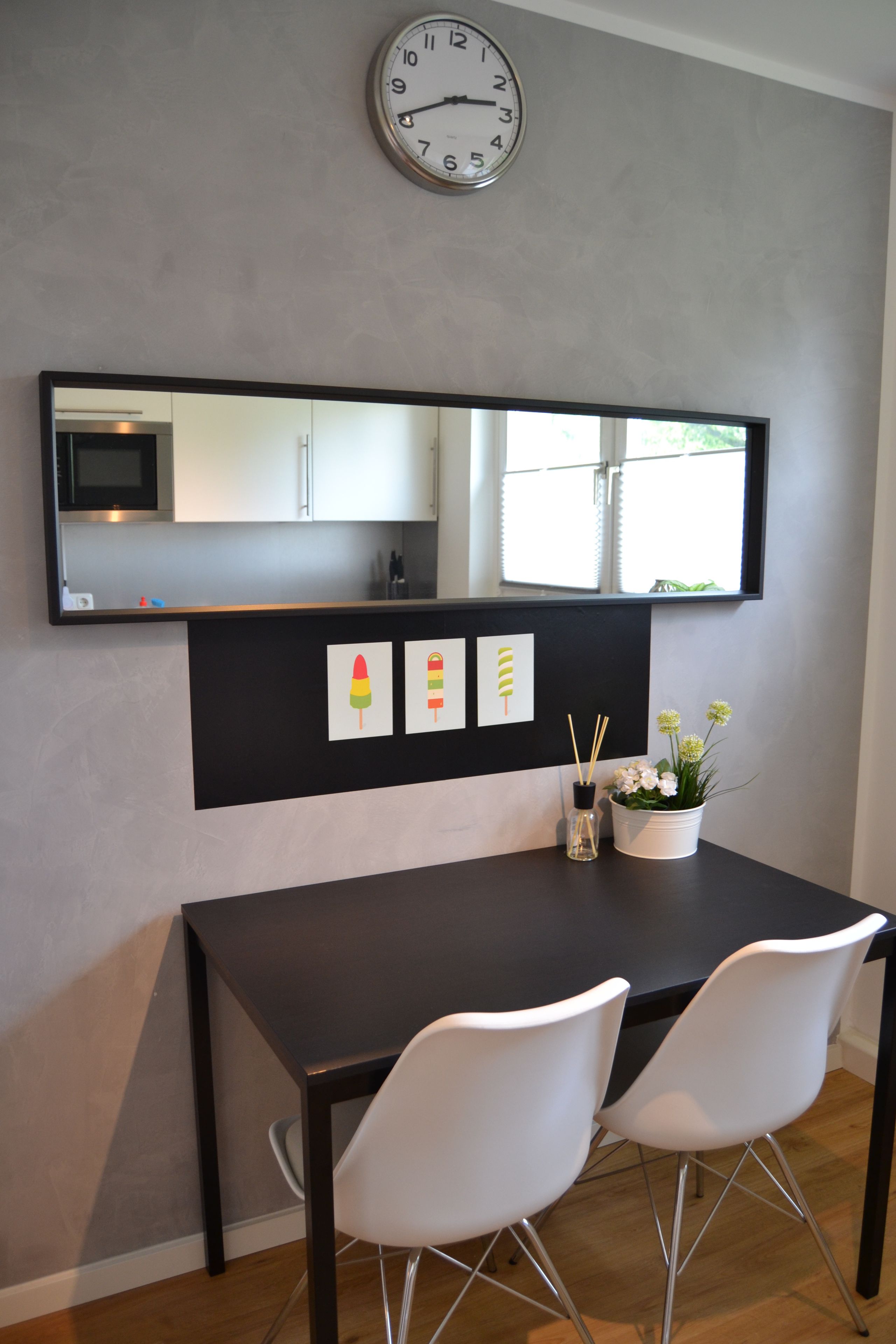 Economy-Apartment, 2 Schlafzimmer, Nichtraucher | Essbereich im Zimmer