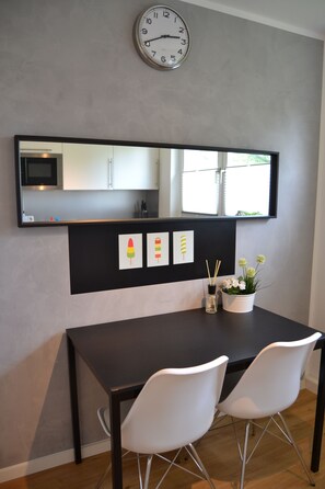 Lägenhet Economy - 2 sovrum - icke-rökare | Matservice på rummet