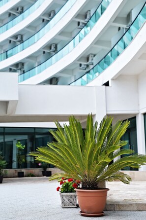 屋外ダイニングエリア