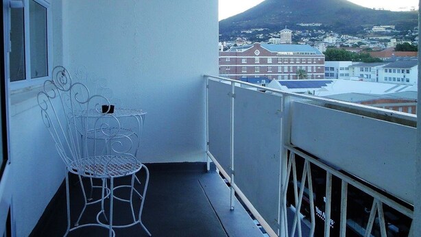 Balcony - Overbeek (Cape Town)