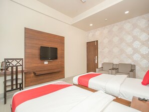 Double or Twin Room | Free WiFi
